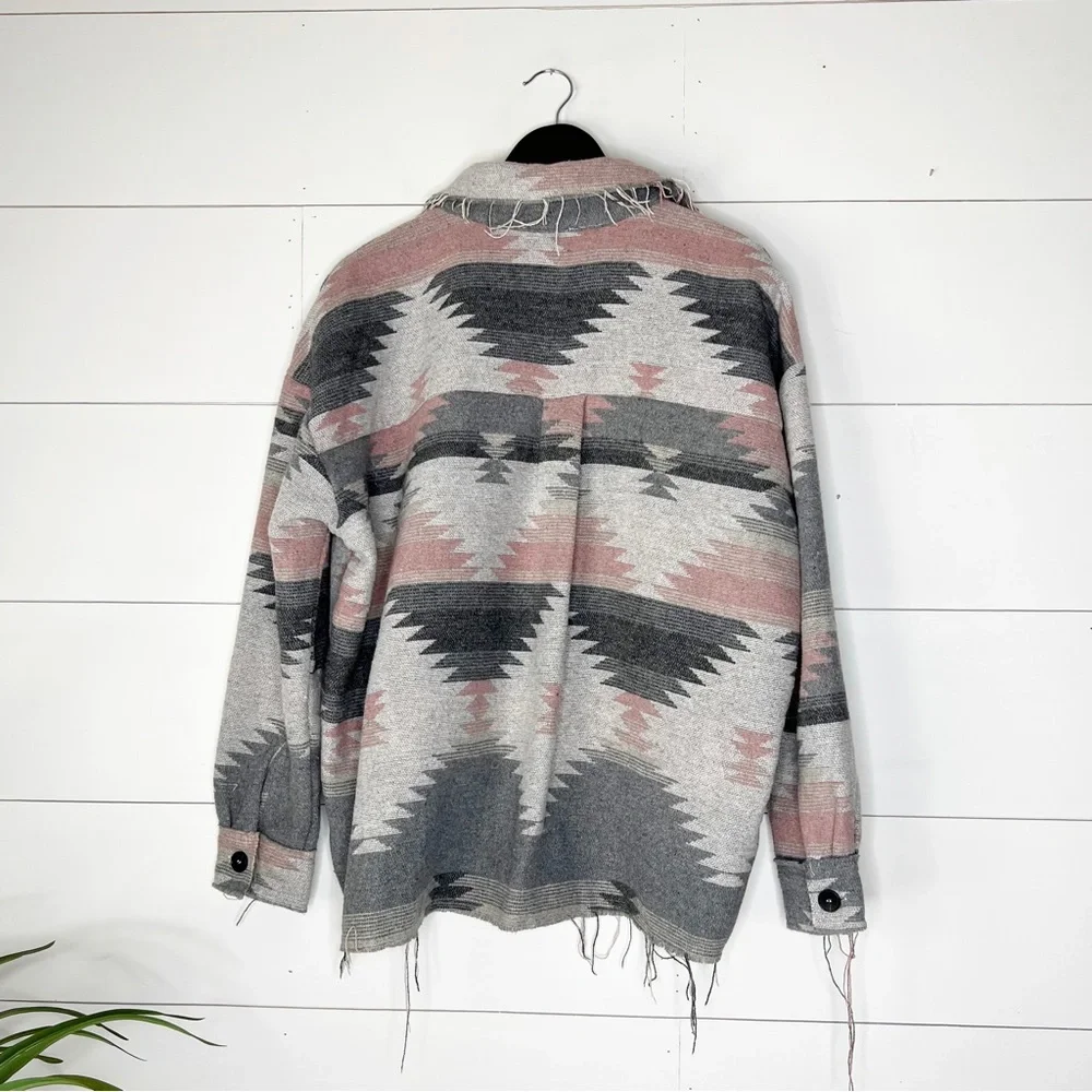 La Miel Aztec Print Boxy Raw Hem Jacket - Picture 4 of 8